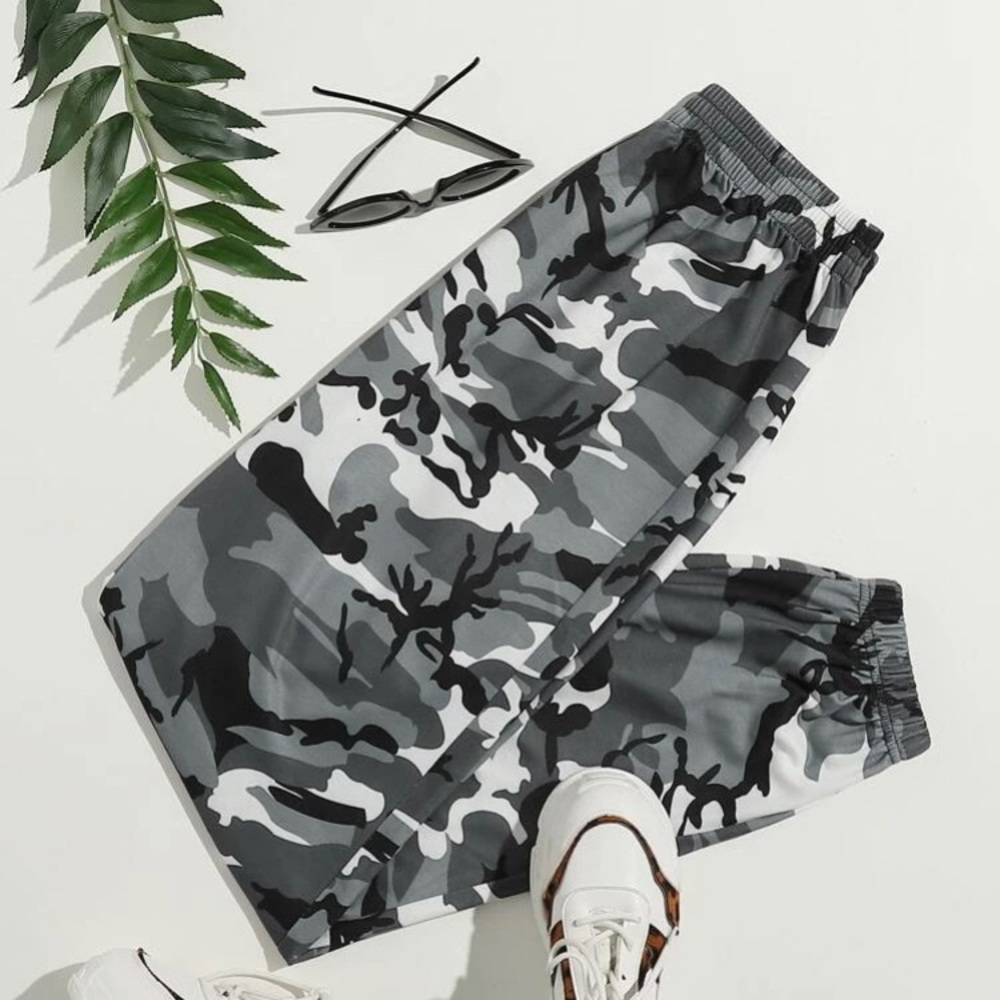 SHEIN sweatpants